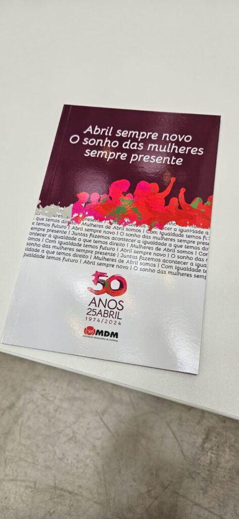 Capa Do Livro "abril Sempre Novo. O Sonho Das Mulheres Sempre Presente" | Ps Oeiras Capa Do Livro "abril Sempre Novo. O Sonho Das Mulheres Sempre Presente"