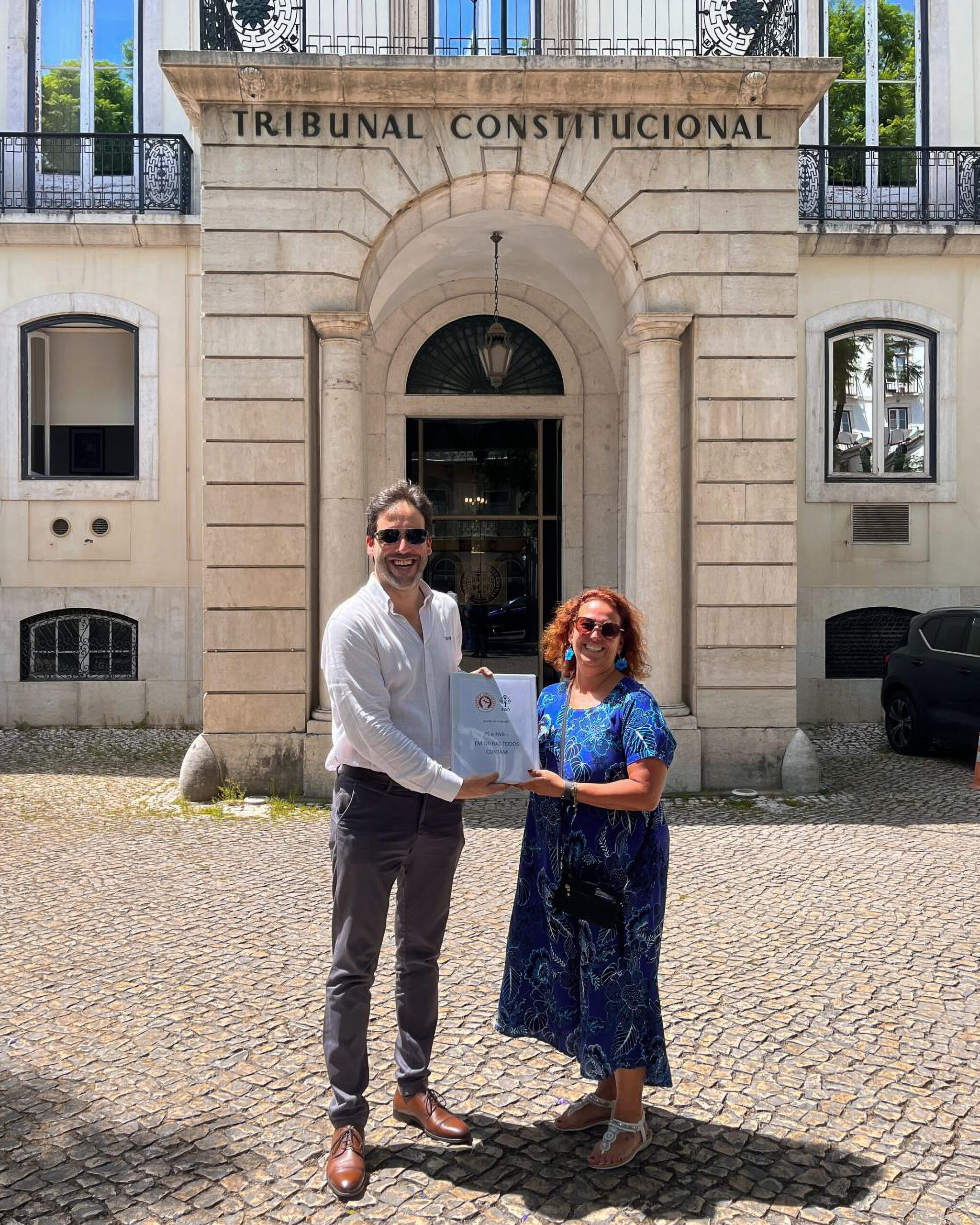 Entrega Acordo Coligação Ps-pan No Tribunal Constitucional | Ps Oeiras Bruno Magro E Silvia Marques Entregam Acordo Coligação Ps-pan No Tribunal Constitucional